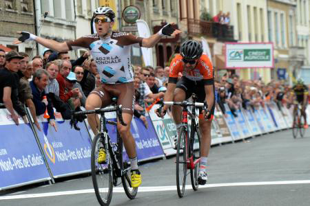 Alexis Gougeard wins stage 3